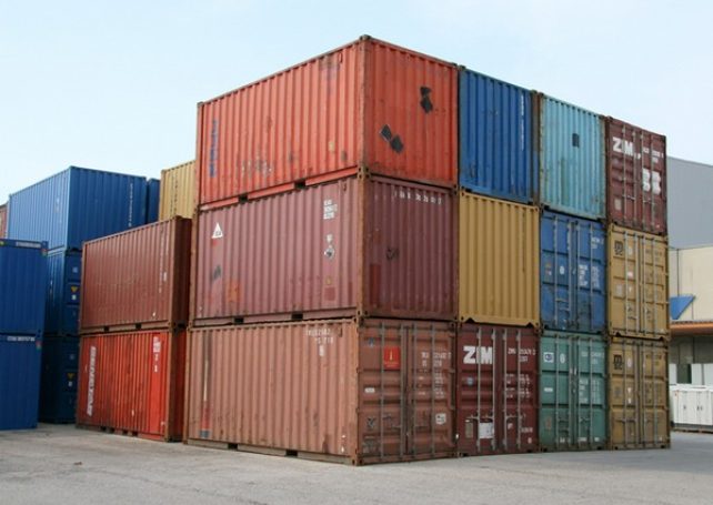 Mainland-Macau trade up 23 per cent in first 10 months of 2015