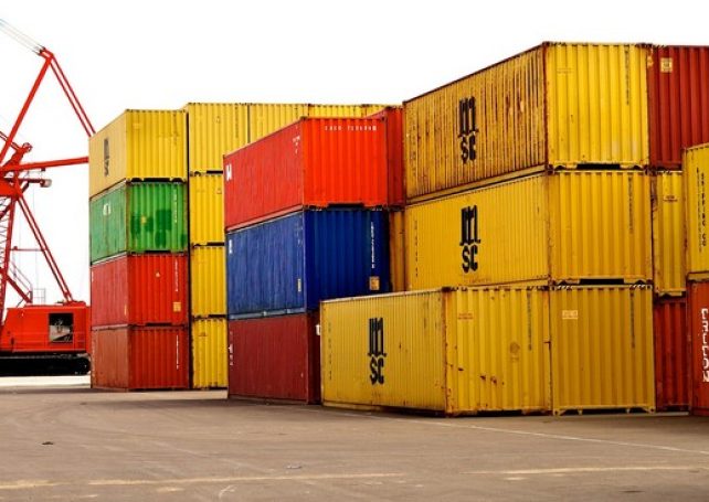 Macau imports fell while exports grew during November