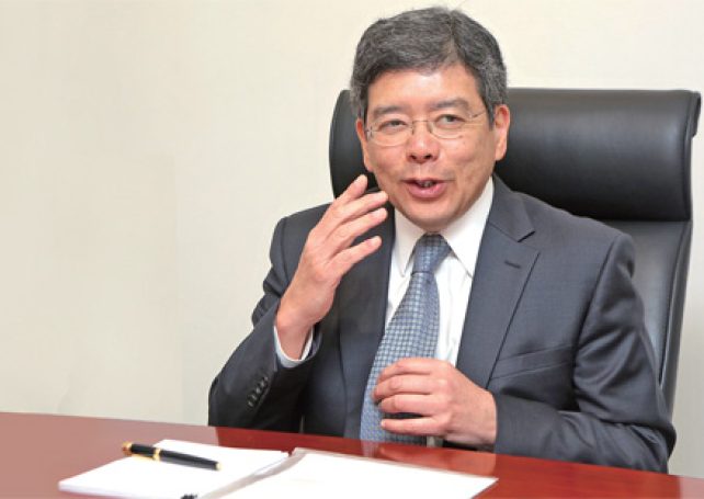 Transport chief says traffic problem has reached dead end, vows to improve