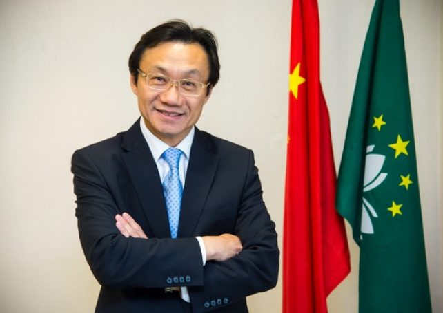 Macau’s Secretary for Social Affairs hails hospital improvements and praises cultural heritage