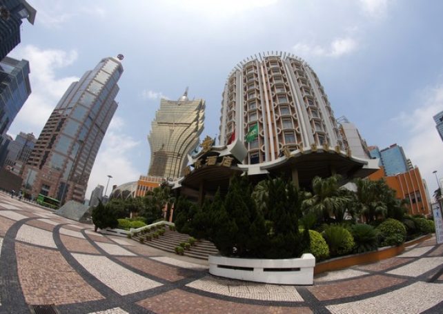 Macau’s gaming revenue drops 21.4 percent in January