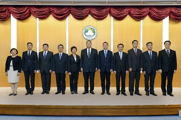 Chui presents his new team, pledges new dynamism