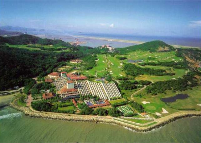 Macau at risk to lose Golf Open