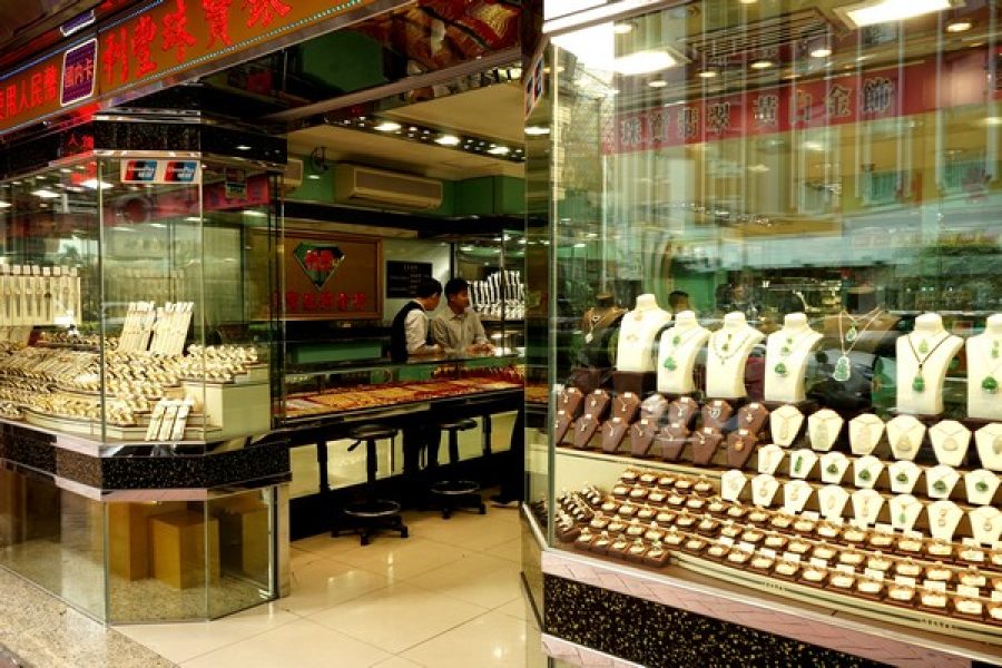 Gold jewellery imports drop 44 pct in July