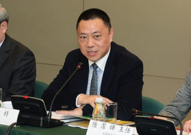 Macau to cut spending if casino revenue dips under 18 billion patacas a month