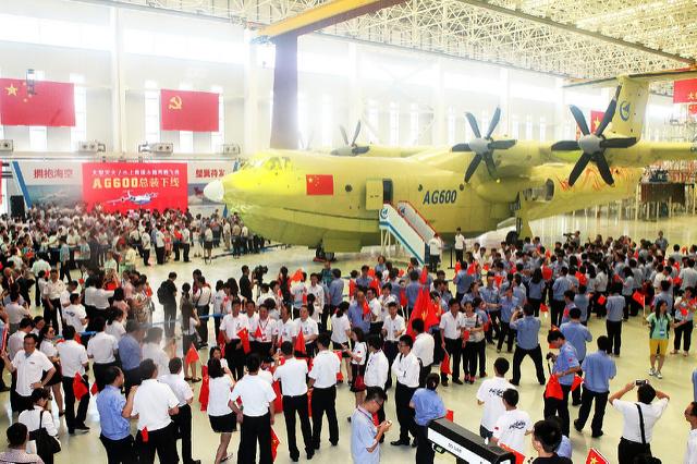China unveils in Zhuhai world’s largest amphibious aircraft