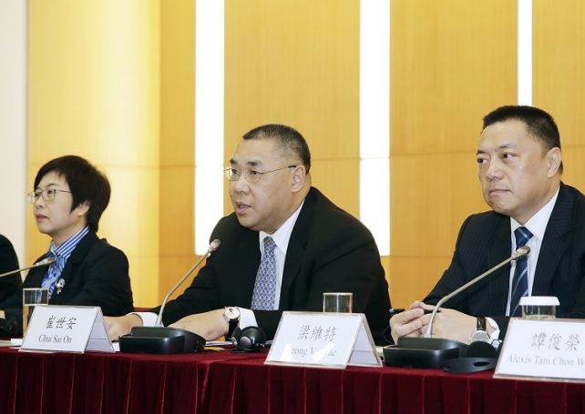 Govt presents its first 5-Year Development Plan
