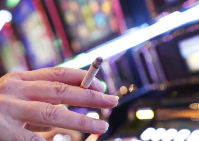 Revised bill allows smoking lounges in Macau casinos