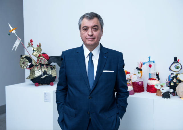 Carlos Marreiros suggests Women’s Art Biennial