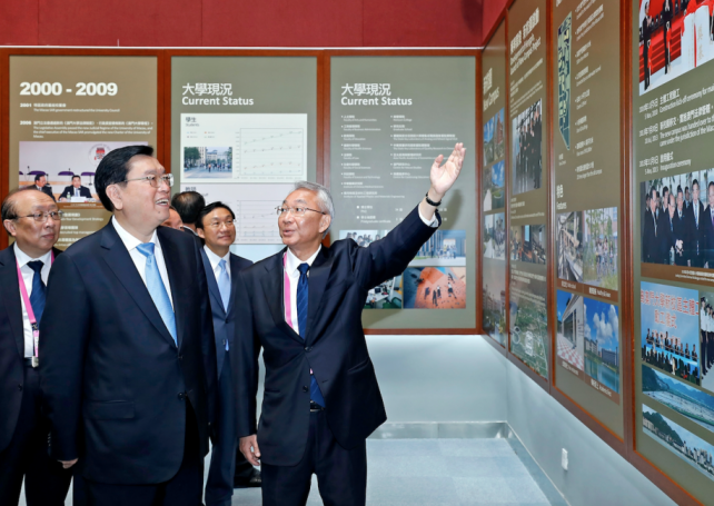 Zhang encourages students with ‘3 hopes’