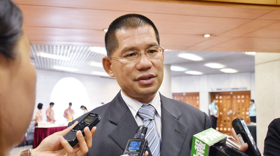 Privacy chief Vasco Fong Man Chong resignation confirmed