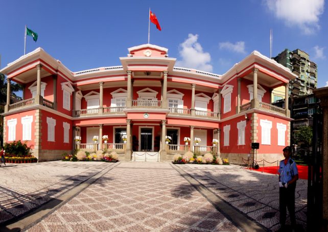 Survey shows dissatisfaction with govt efficiency, transparency