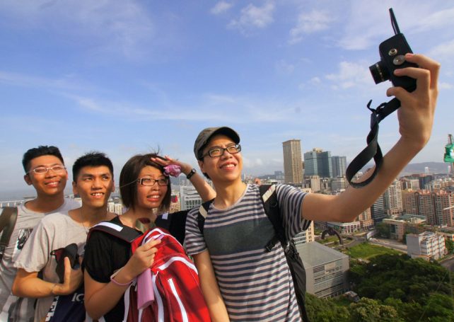 November visitors rise 9.4 pct to 2.8 million