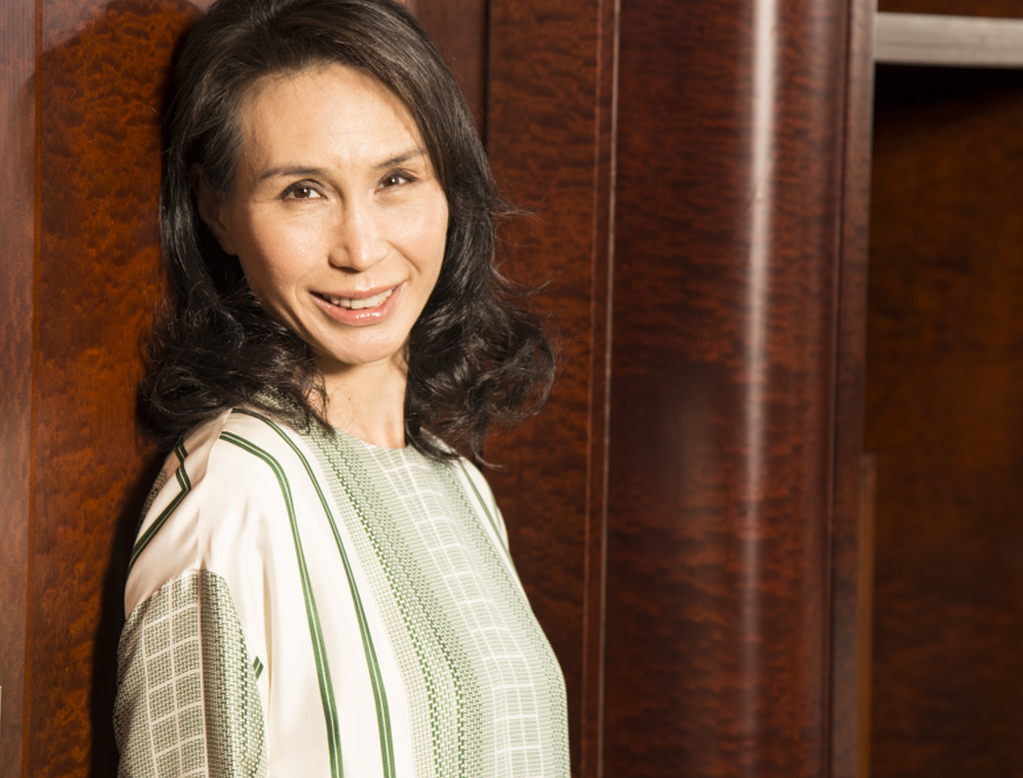 Stanley Ho to retire, Daisy Ho to chair SJM Holdings