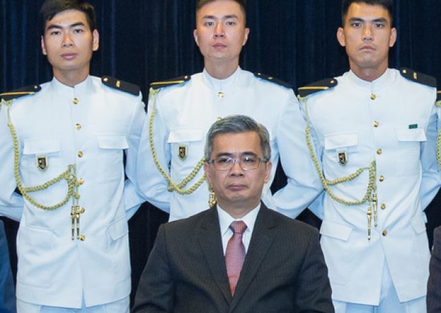 Government to consult public on phone tapping