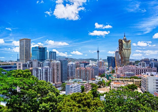 Local residents’ spouses may be allowed to enter Macao directly from foreign countries