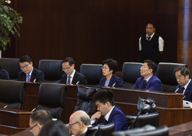 Legislature passes CE election committee amendment bill