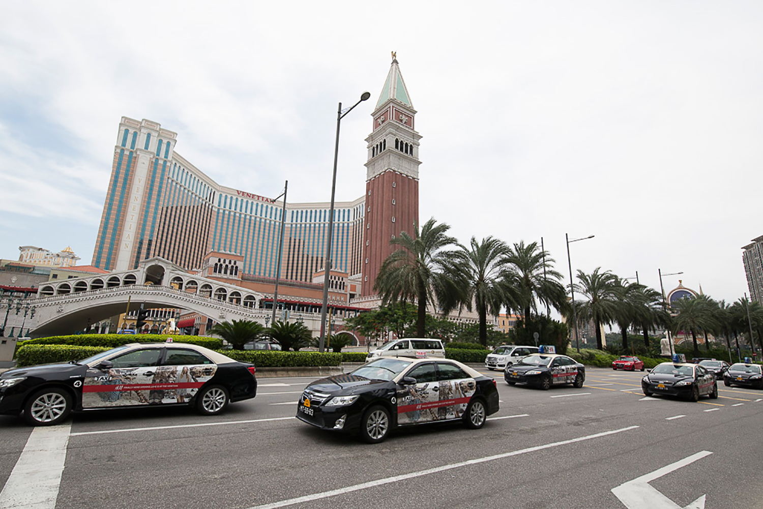 Revised taxi bill reduces cabbies’ criminal record barriers 