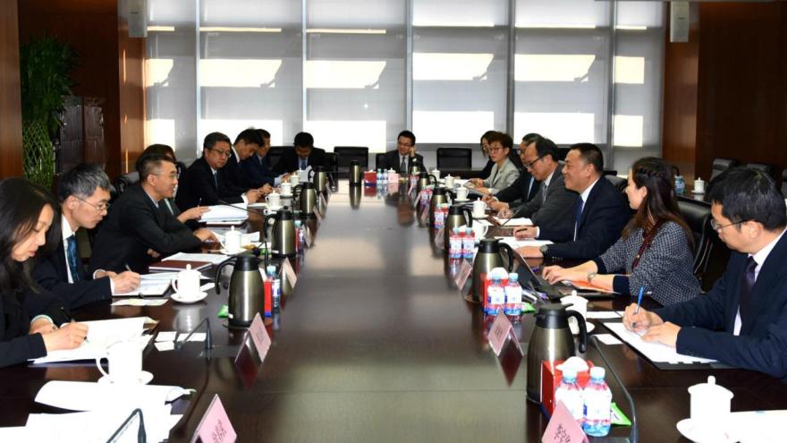 Leong Vai Tac discusses Macau’s role as a financial platform, in Beijing