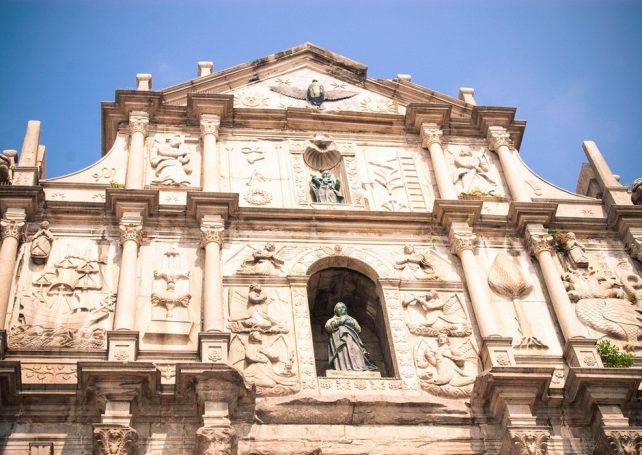 Tam calls for strengthened protection of heritage sites, citing Notre-Dame blaze