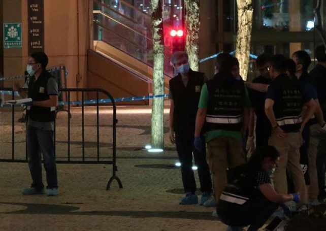 Police probe fatal stabbing outside hotel in Cotai