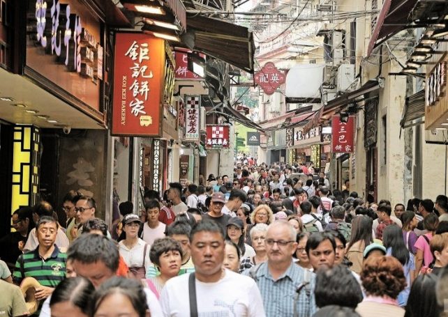 Visitors rise 6.5% to 3.6 million in August
