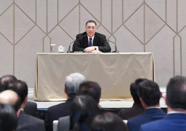 Chui praises public servants for their contributions