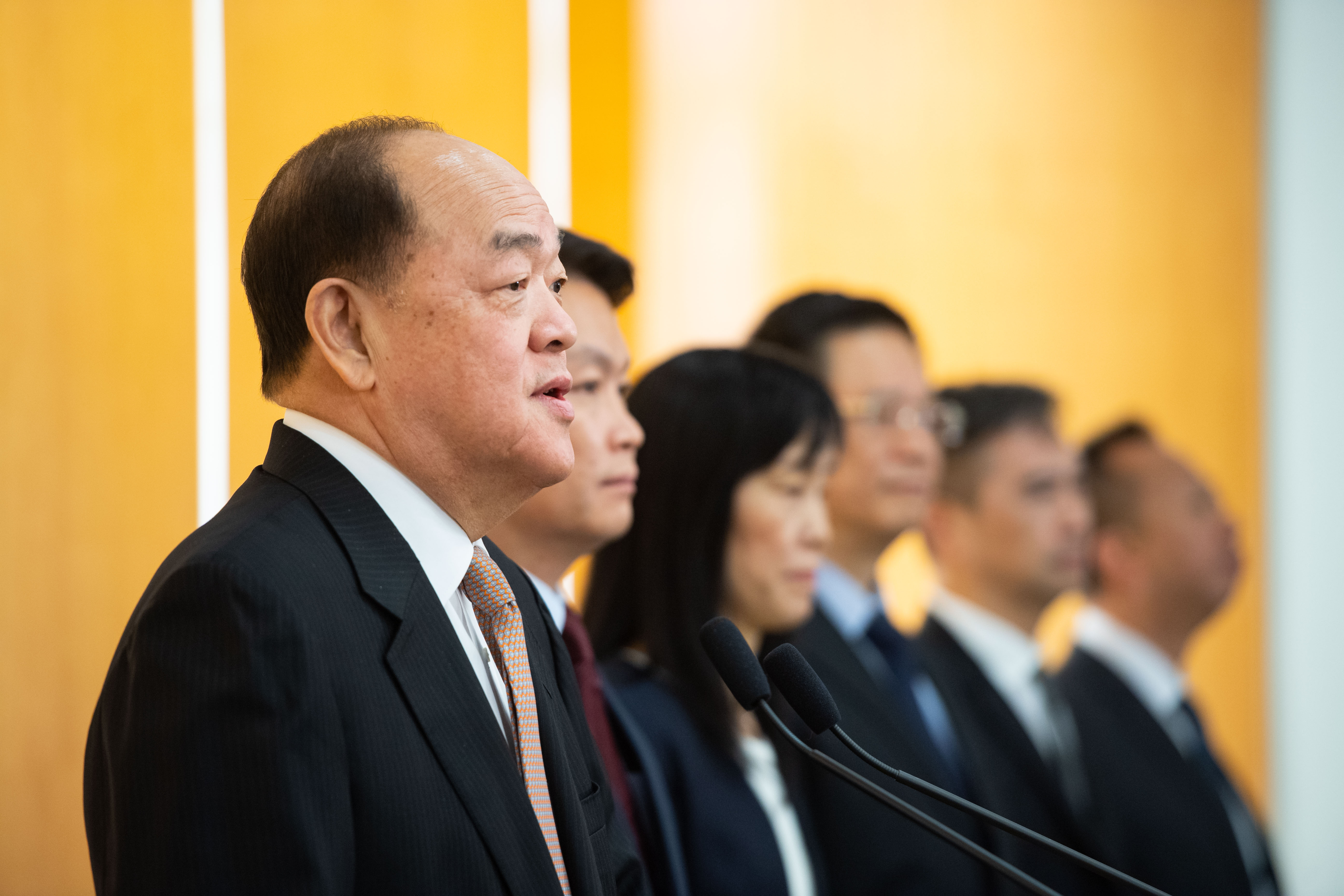 Ho stresses public administration reform