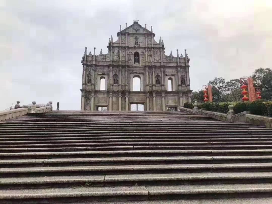 China suspends tourist travel permits to Macao and Hong Kong