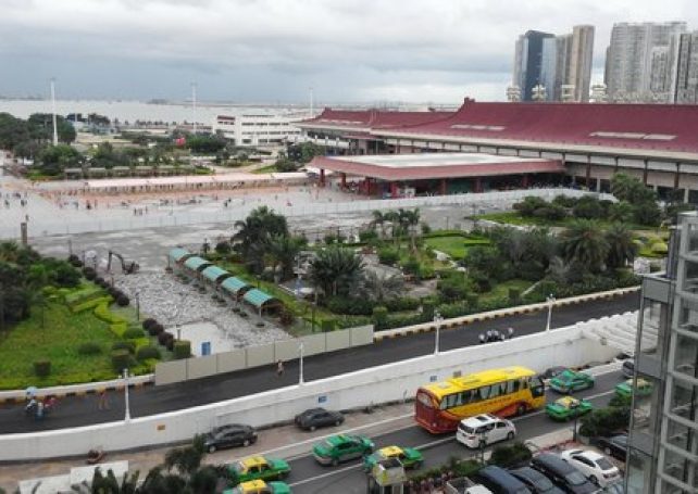 Macau’s borders crossed by 46,000 people daily