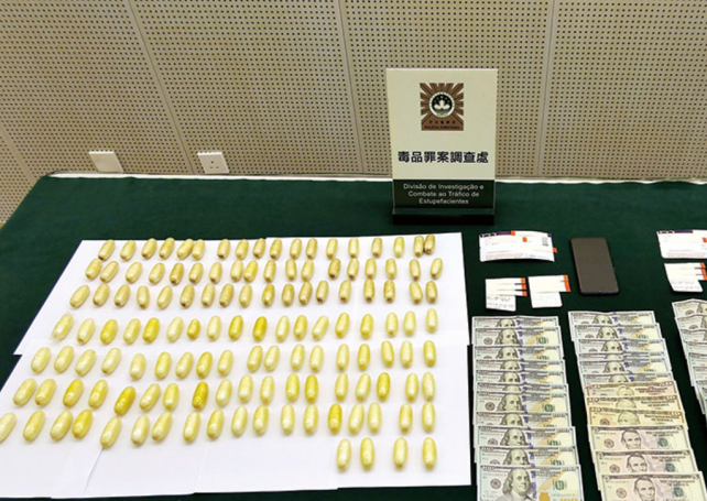 2 drug mules from Guinea caught with cocaine worth MOP 6.8 million