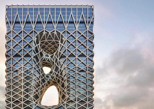 Melco’s revenue rises, net income falls in 4Q