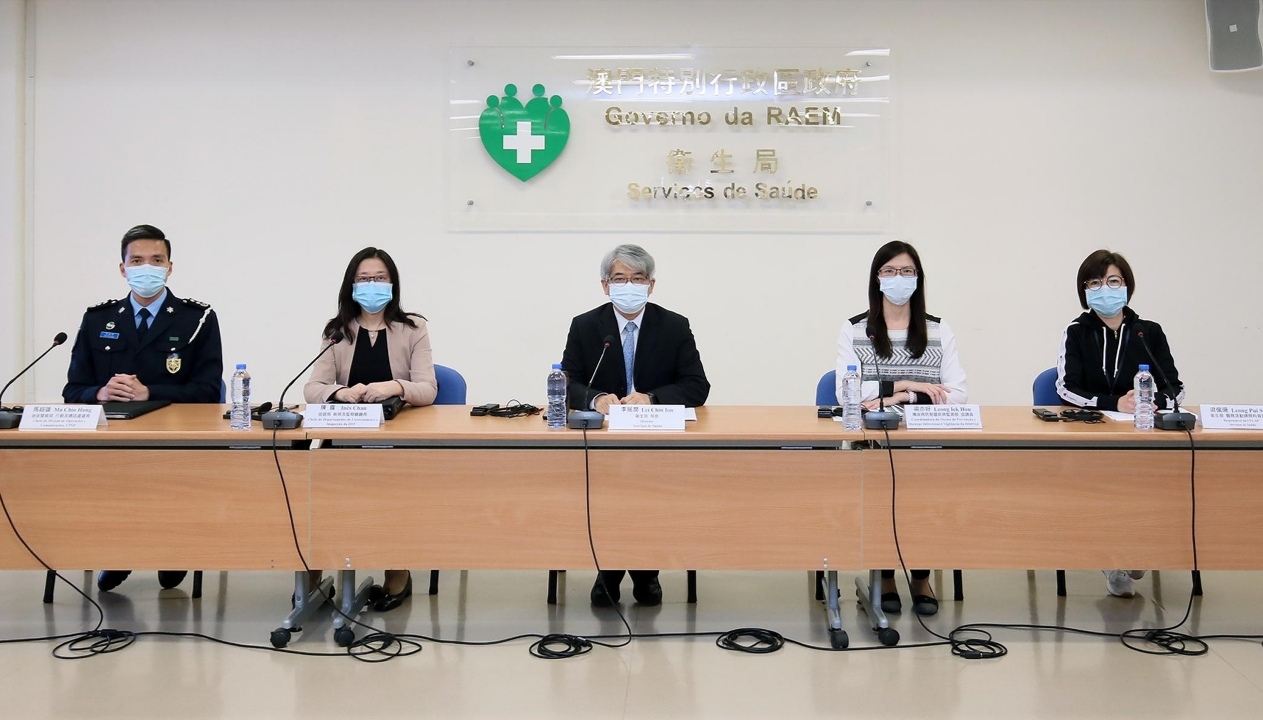 Health chief admits ‘very high risk’ bringing back locals stranded in Hubei