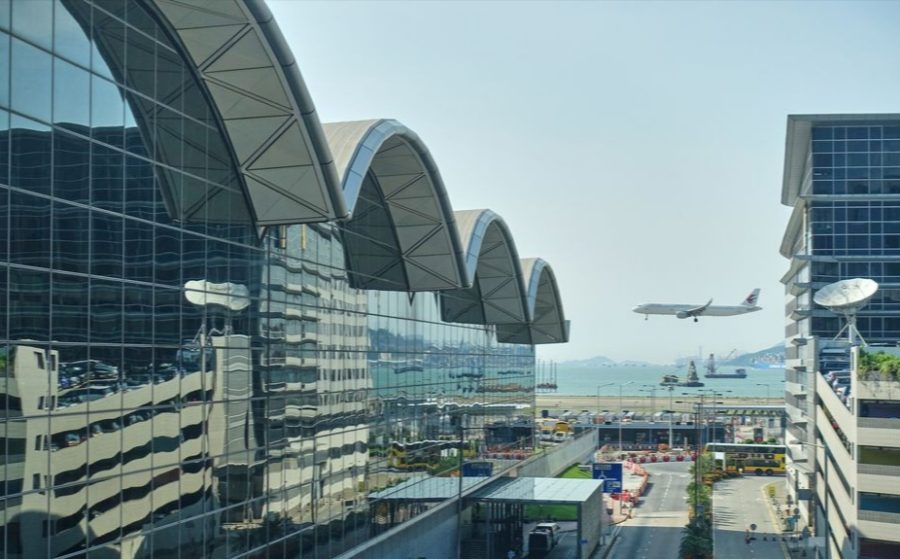 Hong Kong tightens immigration control