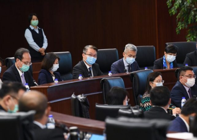 Lawmakers pass minimum wage bill, excluding maids, disabled