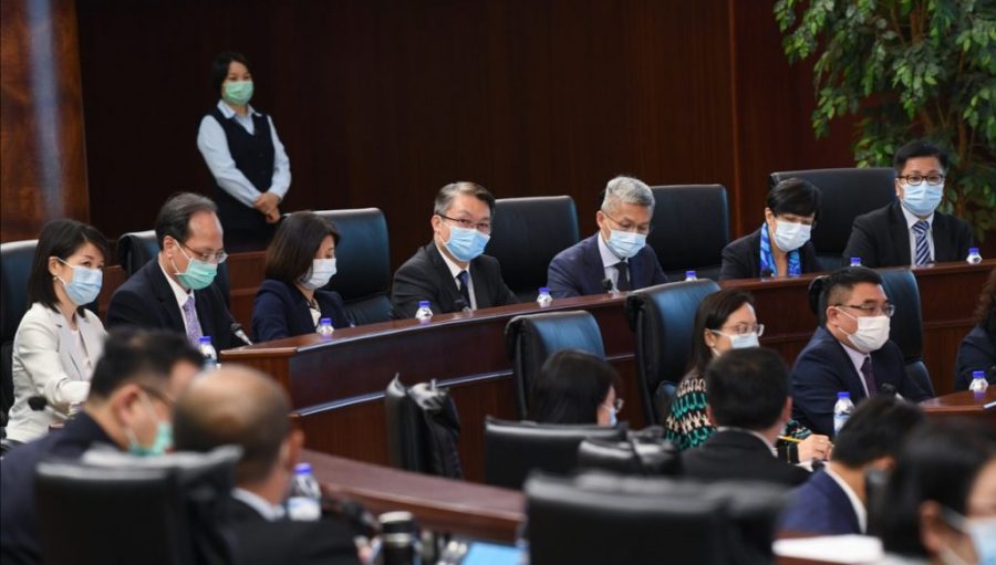 Lawmakers pass minimum wage bill, excluding maids, disabled