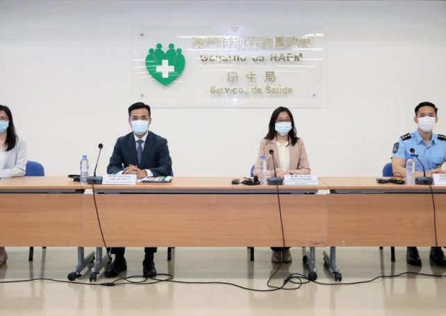 4 groups of residents can opt to undergo COVID-19 tests at public hospital (Update)