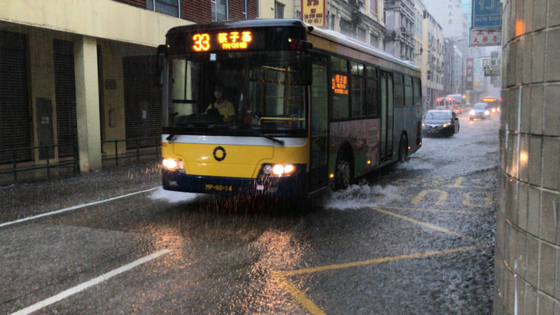 Rainstorm signal issued, class suspension in the afternoon