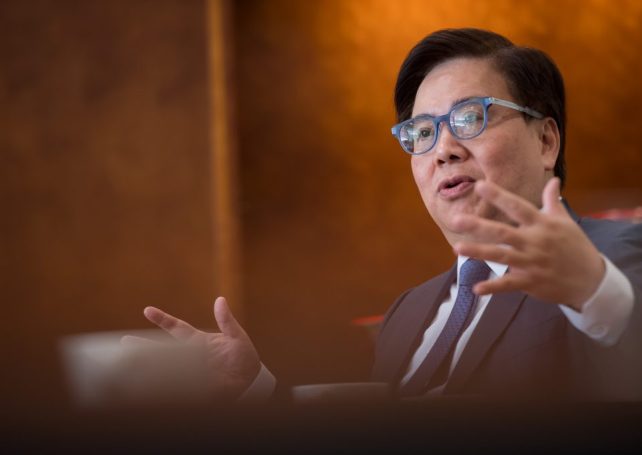 Wilfred Wong to lead Sands China until 2024