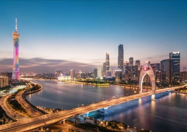 Ho meets top officials in Guangzhou to boost ties