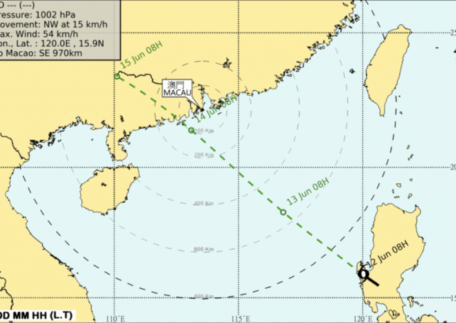 Macao hoists stand-by signal No. 1 as tropical cyclone is approaching