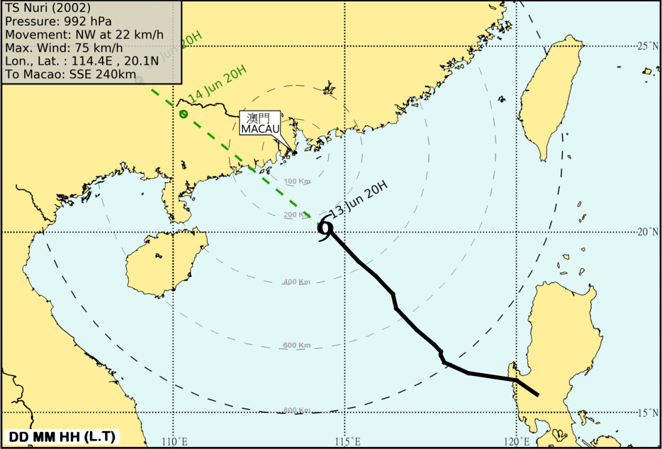 Macao hoists signal No. 3 as storm is approaching