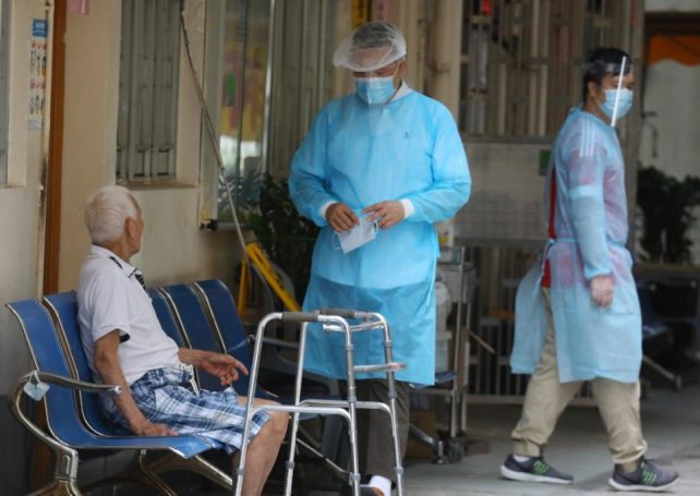 Mainland Chinese personnel to help conduct mass Covid-19 testing in Hong Kong