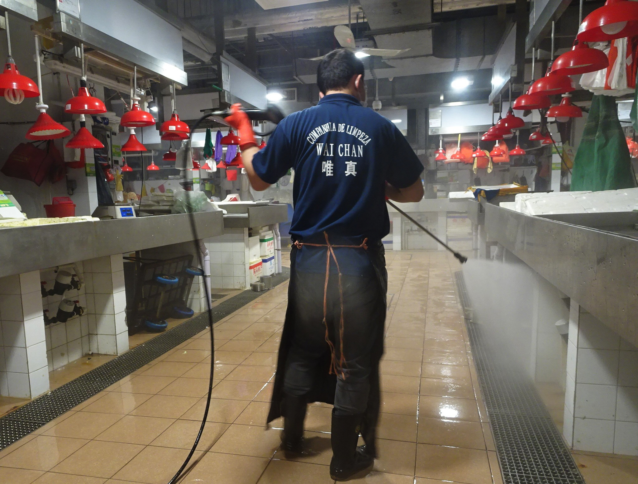 Fish vendors tested for Covid-19