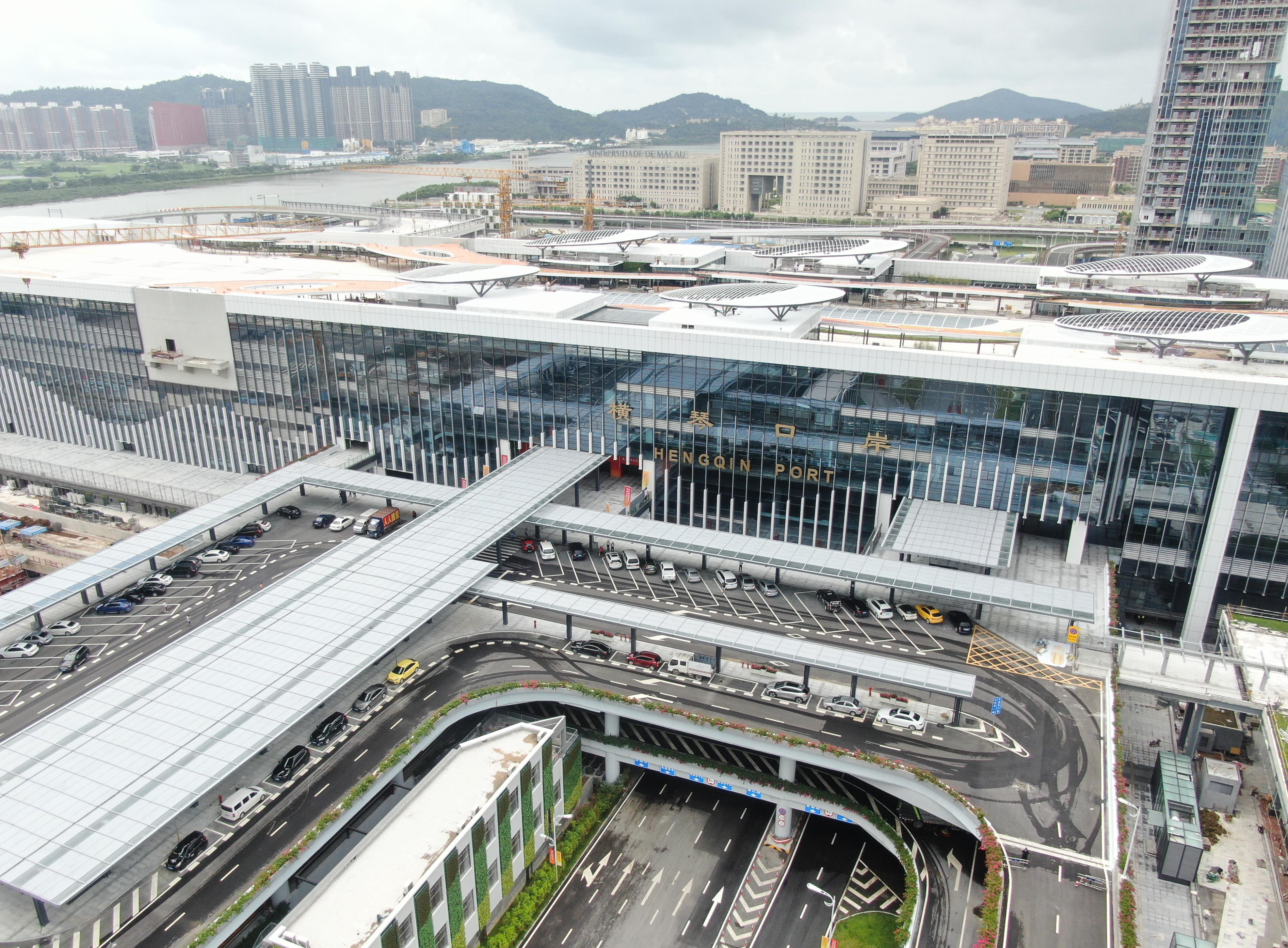 Cross-border vehicle traffic made easier