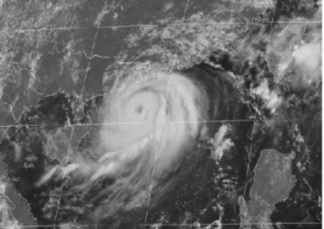 Macao hoists typhoon signal No. 9  