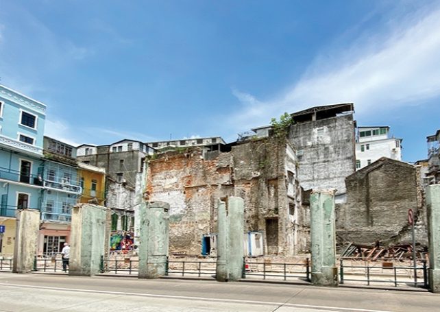 Group urges graft busters to probe Lok Kok Teahouse demolition