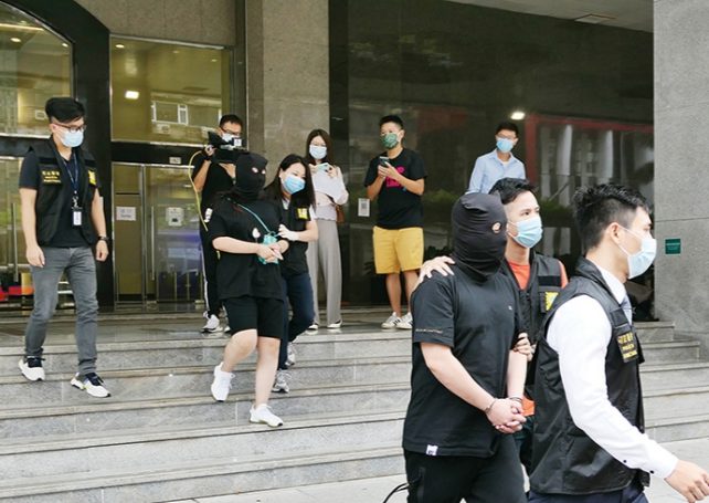 Couple cheat 2 men out of HK$10 million in casino chip deal