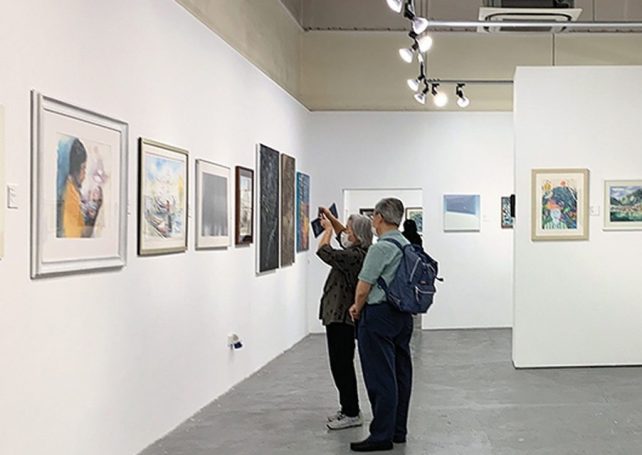 Macau Artist Society showcases members’ creations