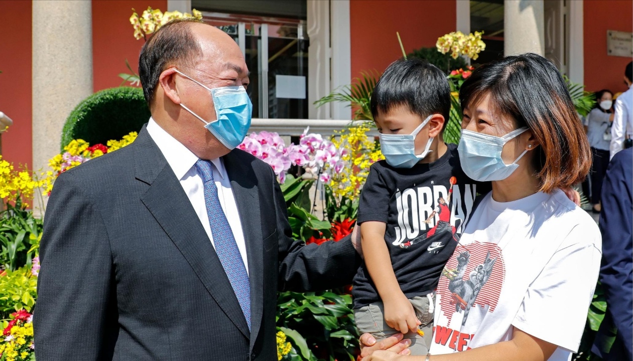 MOP 10,000 cash handout to continue next year